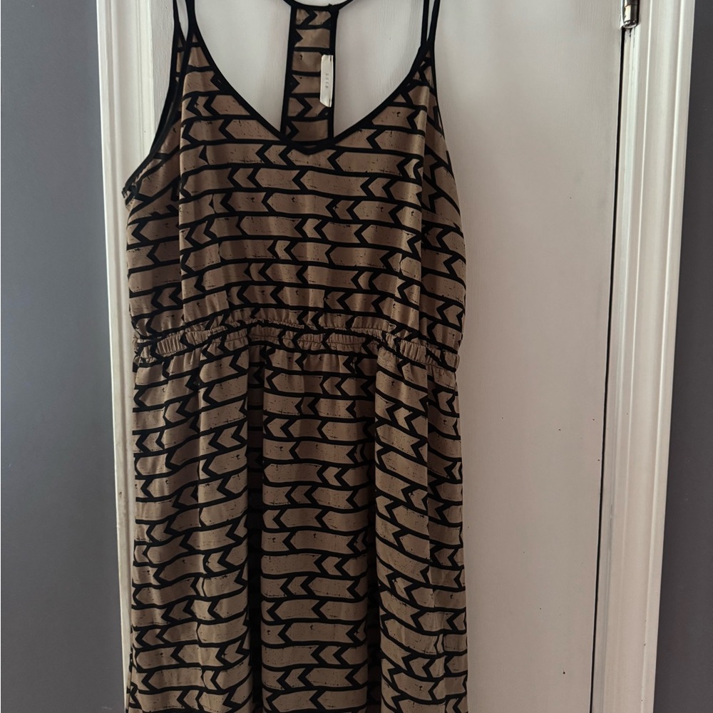 Lush Black and Tan Patterned Dress